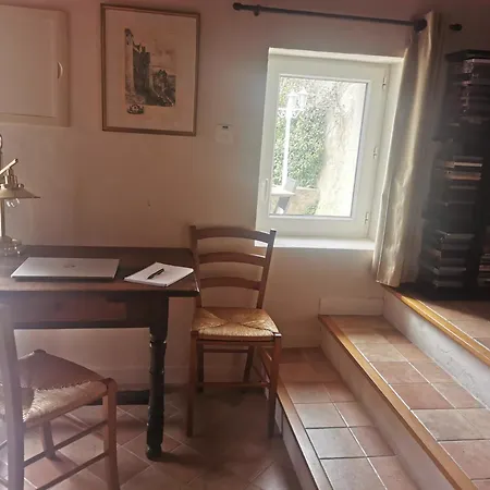 בית נופש Le Petit Chai Niche Sous La Cite, קרקסון