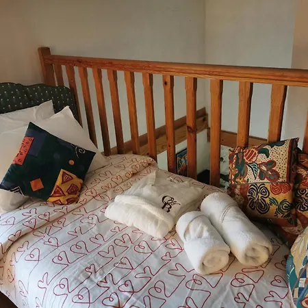 Le Petit Chai Niche Sous La Cite, בית נופש *